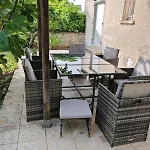 Maison, Terrasse, Parking, 4lits, Et Canape Lit, 7personnes *