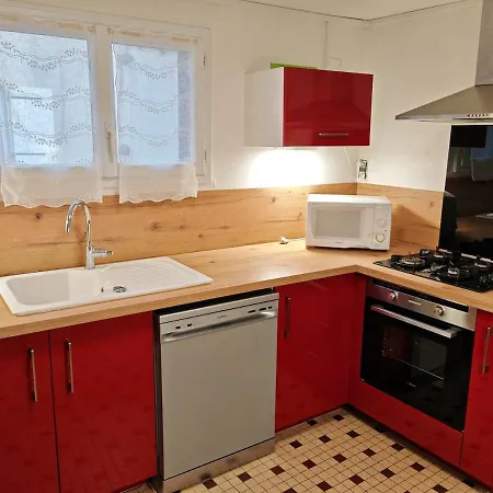 Maison, Terrasse, Parking, 4lits, Et Canape Lit, 7personnes Дом отдыха