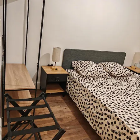 Maison, Terrasse, Parking, 4lits, Et Canape Lit, 7personnes 펜션 푸아티에
