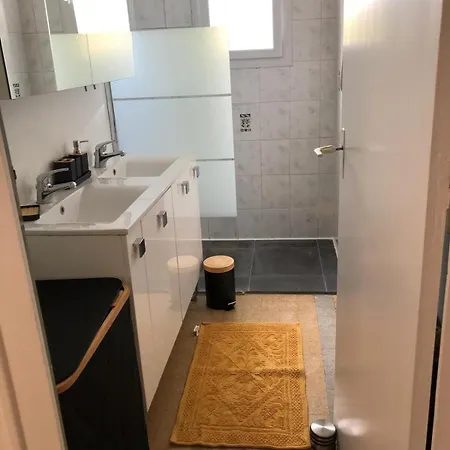 Maison, Terrasse, Parking, 4lits, Et Canapé Lit, 7personnes