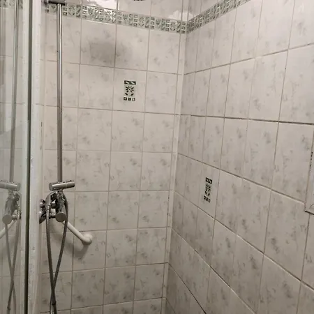 Maison, Terrasse, Parking, 4lits, Et Canape Lit, 7personnes