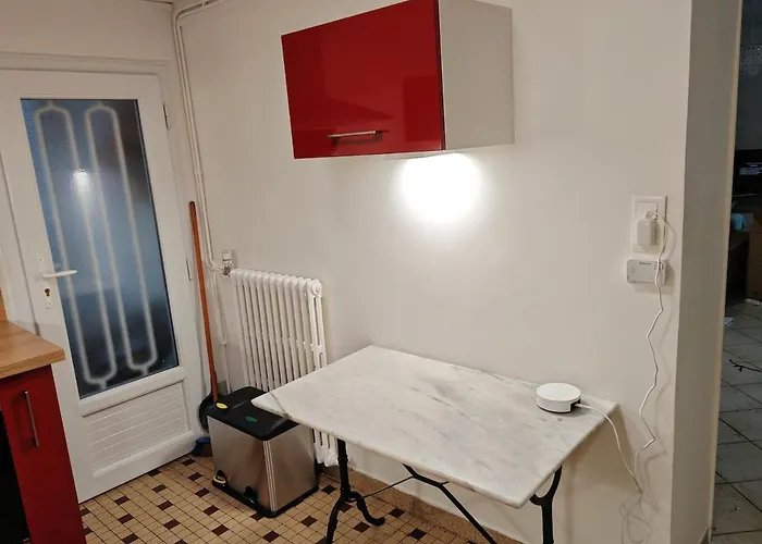 بيت للعطل Maison, Terrasse, Parking, 4lits, Et Canape Lit, 7personnes *